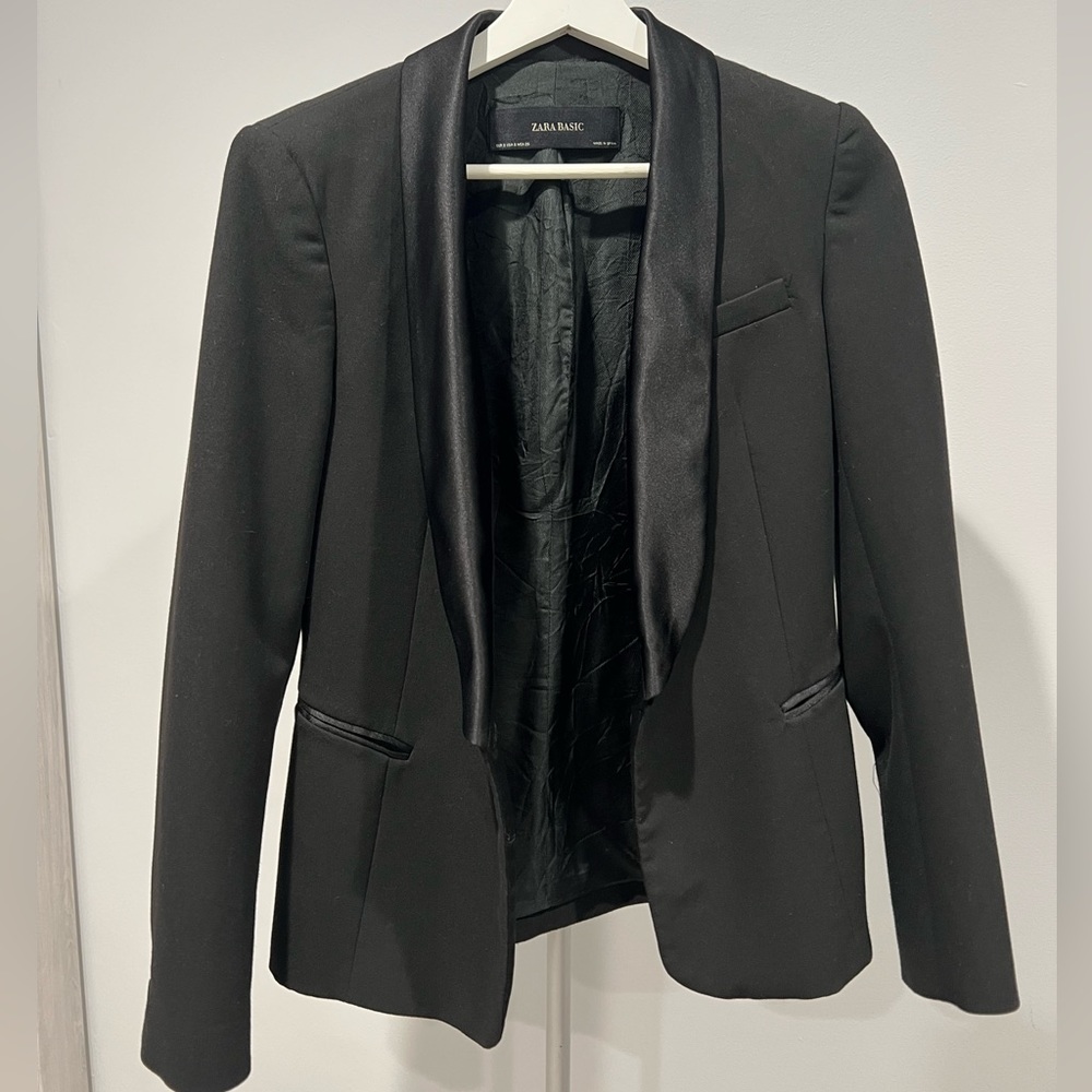 Zara black blazer
